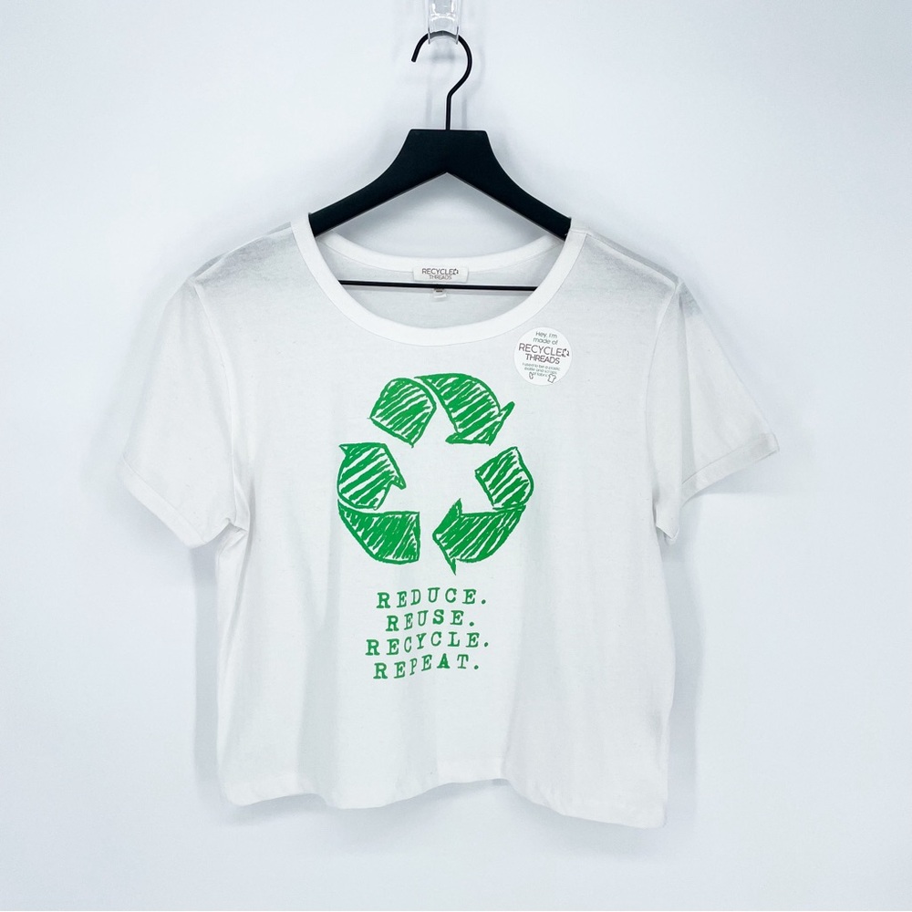 NWT Recycled Threads White Crop Recycle Logo Graphic T-Shirt Large